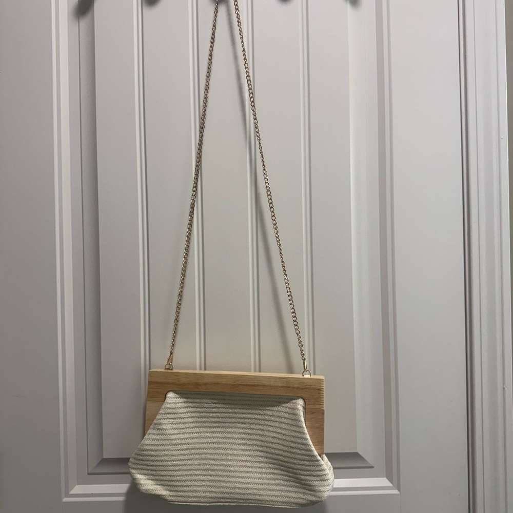 Elegant Cream and Tan Women's Bag